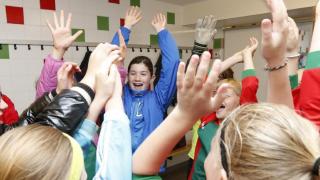 Positionering vrouwen maakt van DSS een echte familieclub